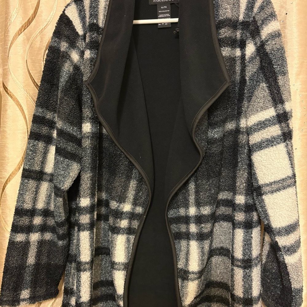 Parasuco Black and Gray Patterned Garment